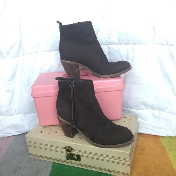 Dolce vita nubuck leather stacked wooden heel boot - Picture 5 of 5